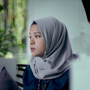 Tryana - Talambek Datang