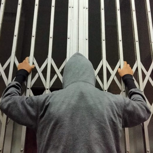 Irfan Ghifary, Dikdik Permana Azalia - Percikan - Demo