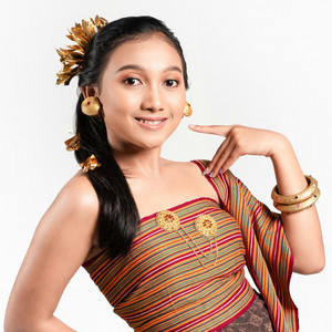 Gung Mas Pemayun, Dek Ulik - Paswecan Widhi