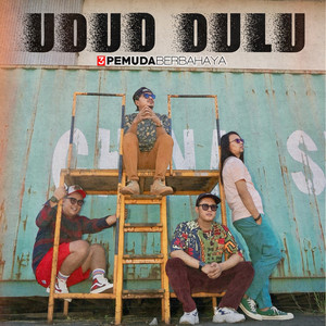 3 Pemuda Berbahaya - Udud Dulu