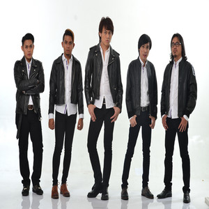 Akim And The Majistret - Lygophobia