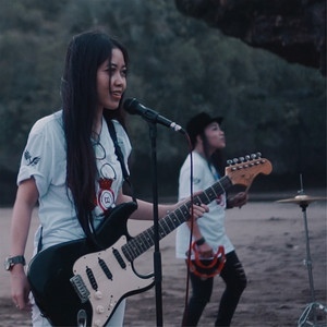 Nissa Dewi, Dewa Dewi - Ditinggal Pas Sayang Sayange