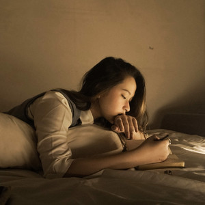 raissa anggiani - Losing Us.