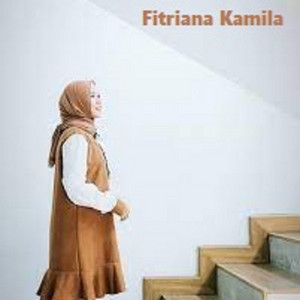 Fitriana Kamila - Sepohon Kayu
