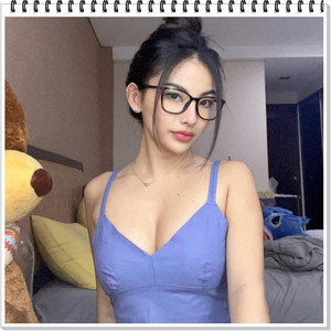 Laura Mendonca - DJ AYO GOYANG DUMANG