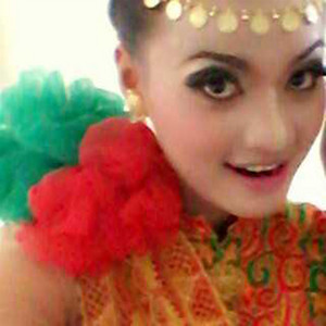 Vivy Oktaviani - Aran Palsu