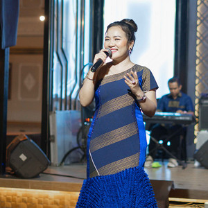 Averiana Barus - Tenah Lau Binge - Live