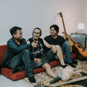 Feel Romantic - Tak Bisa Bersamamu