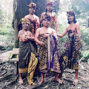 Crukcuk Kuning Crew, Yan Mus, Yan Srikandi, Putu Bejo, Dika Swara, Ngurah Adi - Om Sahanam Bhavantu