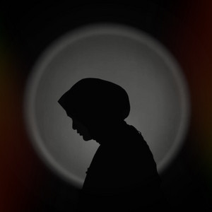 Nafisah Alayyah - Melawan Arus