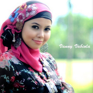 Vanny Vabiola - Undangan Pamutuih Cinto