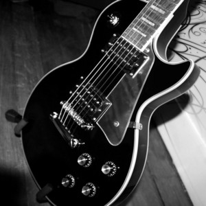 Quinn - Pesawat Kertas 365 Hari