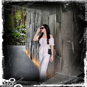 DJ Vania Perdigao - DJ KAU PIKIR HIDUP INI CUMA MAKAN BATU