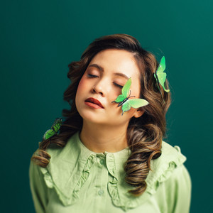 Tama Yuri - Canggung