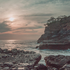 Lagu Enak Toh - Biar Sa Busu Begini