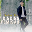 Gustrian Geno - Dinding Pemisah